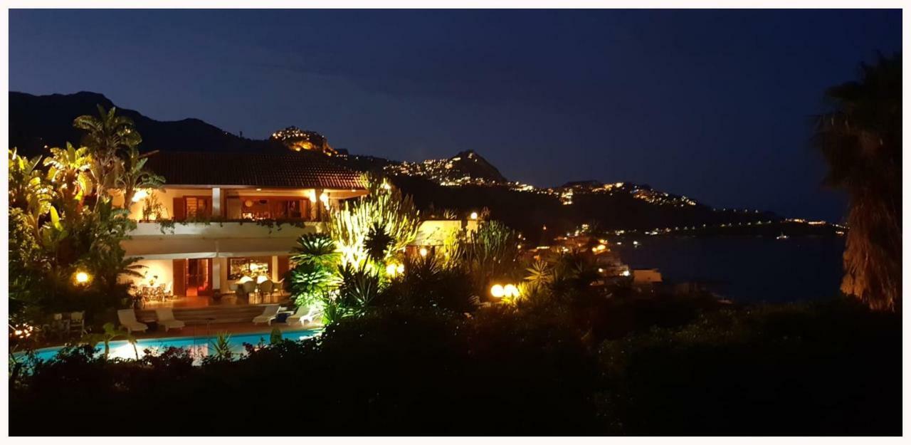 Villa Barbara Giardini Naxos Dış mekan fotoğraf